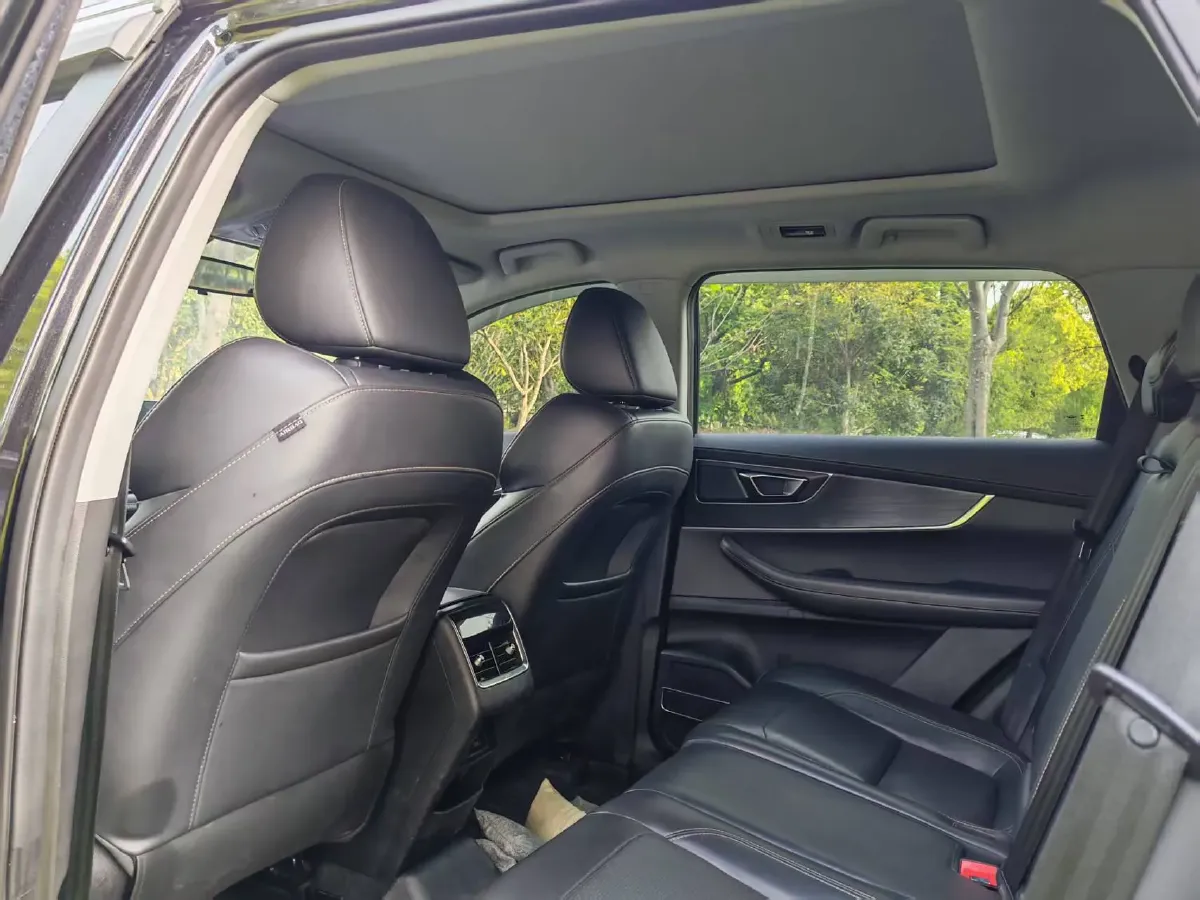 2020 Chery Tiggo 8 1.6T 197HP L4 7DCT,autocango,china used car exporter,china ev exporter,chinese used car exporter,chinese used ev exporter