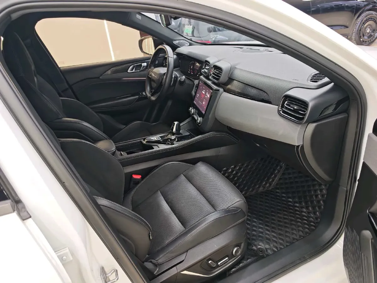 2022 LYNK&CO 03 1.5T 180HP L3 7DCT,autocango,china used car exporter,china ev exporter,chinese used car exporter,chinese used ev exporter