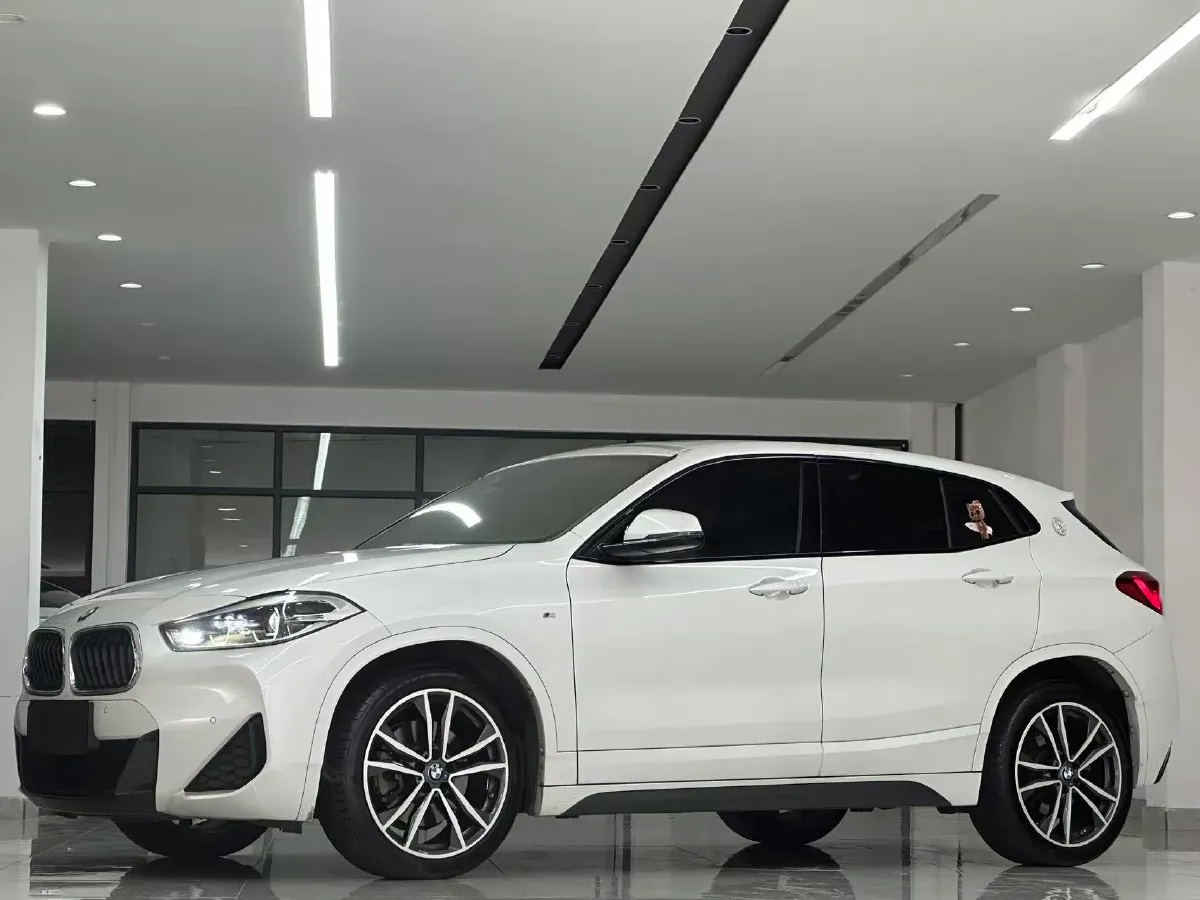 2021 BMW X2 2.0T 192HP L4 7DCT,autocango,china used car exporter,china ev exporter,chinese used car exporter,chinese used ev exporter