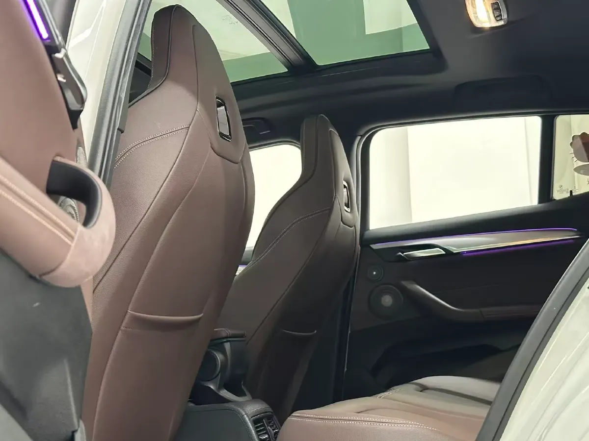 2021 BMW X2 2.0T 192HP L4 7DCT,autocango,china used car exporter,china ev exporter,chinese used car exporter,chinese used ev exporter