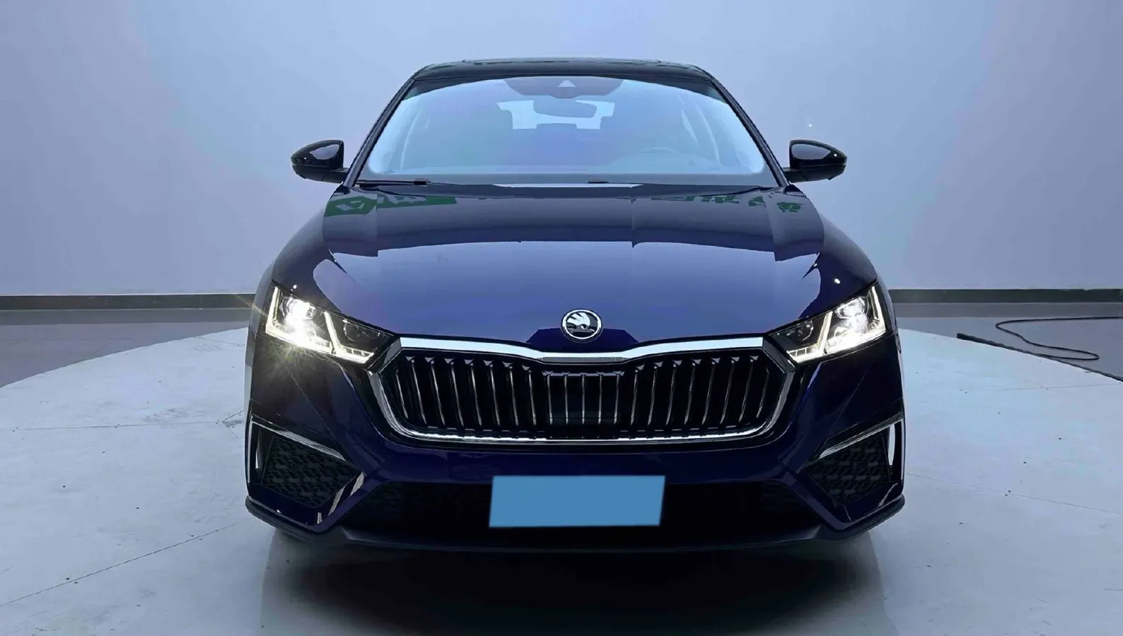 2021 Skoda Octavia 1.4T 150HP L4 7DCT,autocango,china used car exporter,china ev exporter,chinese used car exporter,chinese used ev exporter