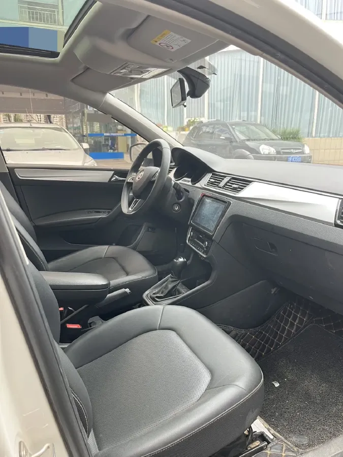 2022 Skoda Rapid 1.5L 112HP L4 6AT,autocango,china used car exporter,china ev exporter,chinese used car exporter,chinese used ev exporter