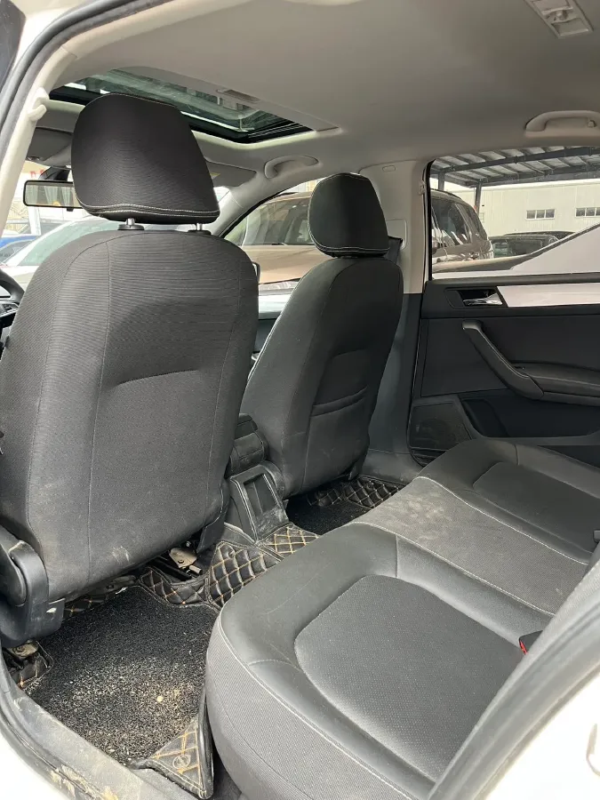 2022 Skoda Rapid 1.5L 112HP L4 6AT,autocango,china used car exporter,china ev exporter,chinese used car exporter,chinese used ev exporter