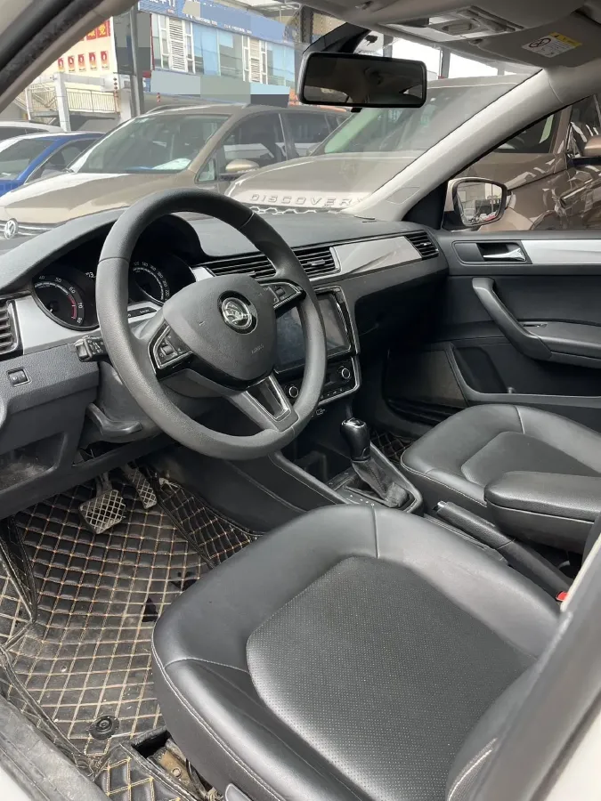 2022 Skoda Rapid 1.5L 112HP L4 6AT,autocango,china used car exporter,china ev exporter,chinese used car exporter,chinese used ev exporter