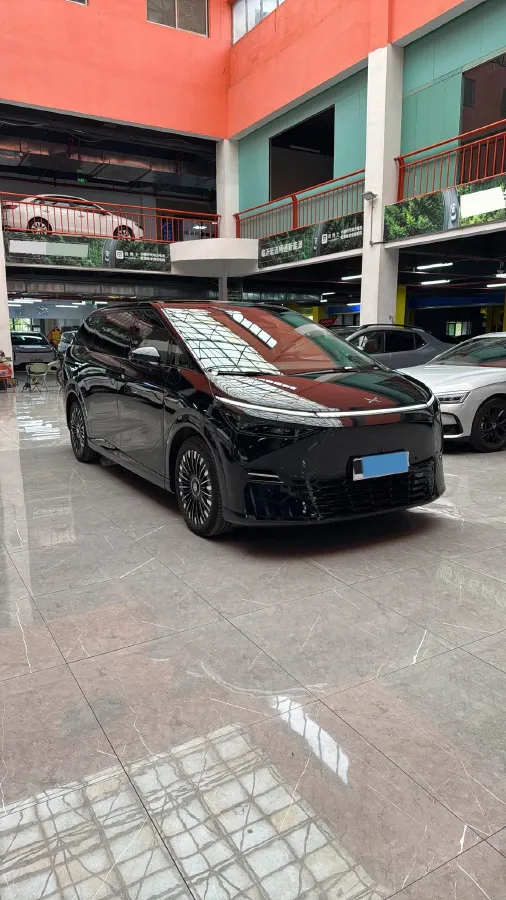 2025 Xpeng X9 BEV,autocango,china used car exporter,china ev exporter,chinese used car exporter,chinese used ev exporter
