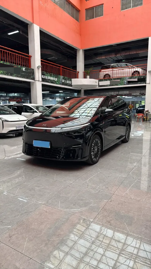 2025 Xpeng X9 BEV,autocango,china used car exporter,china ev exporter,chinese used car exporter,chinese used ev exporter