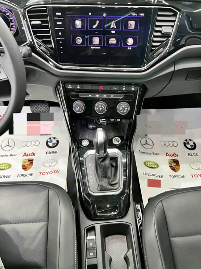 2022 Volkswagen T-Roc 1.4T 150HP L4 7DCT,autocango,china used car exporter,china ev exporter,chinese used car exporter,chinese used ev exporter