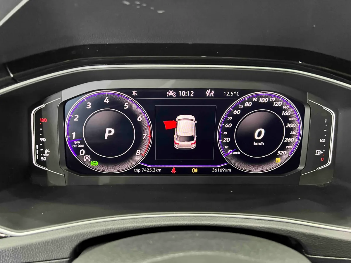 2022 Volkswagen T-Roc 1.4T 150HP L4 7DCT,autocango,china used car exporter,china ev exporter,chinese used car exporter,chinese used ev exporter