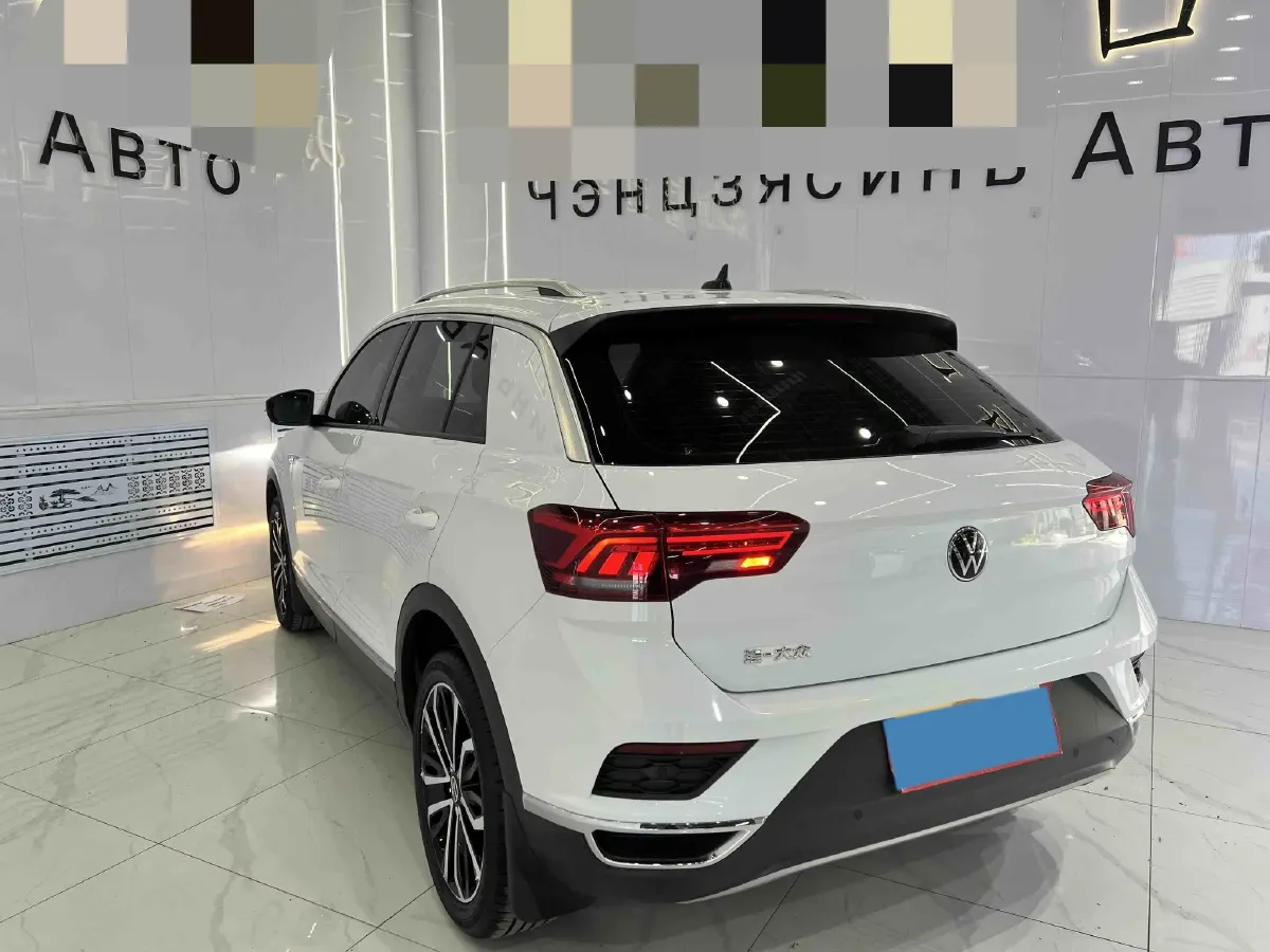 2022 Volkswagen T-Roc 1.4T 150HP L4 7DCT,autocango,china used car exporter,china ev exporter,chinese used car exporter,chinese used ev exporter