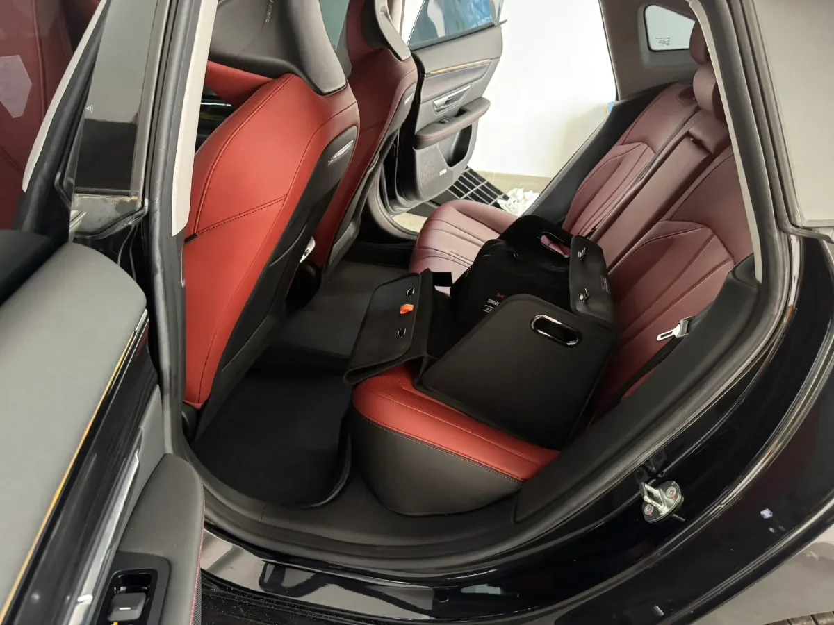 2022 Xpeng P7 BEV 60.2KWH,autocango,china used car exporter,china ev exporter,chinese used car exporter,chinese used ev exporter