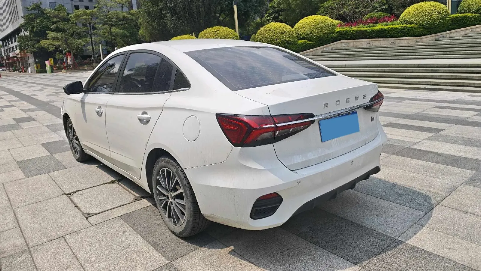 2021 Roewe i5 1.5L 120HP L4 CVT,autocango,china used car exporter,china ev exporter,chinese used car exporter,chinese used ev exporter