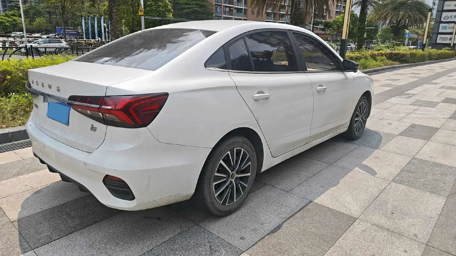 2021 Roewe i5 1.5L 120HP L4 CVT,autocango,china used car exporter,china ev exporter,chinese used car exporter,chinese used ev exporter