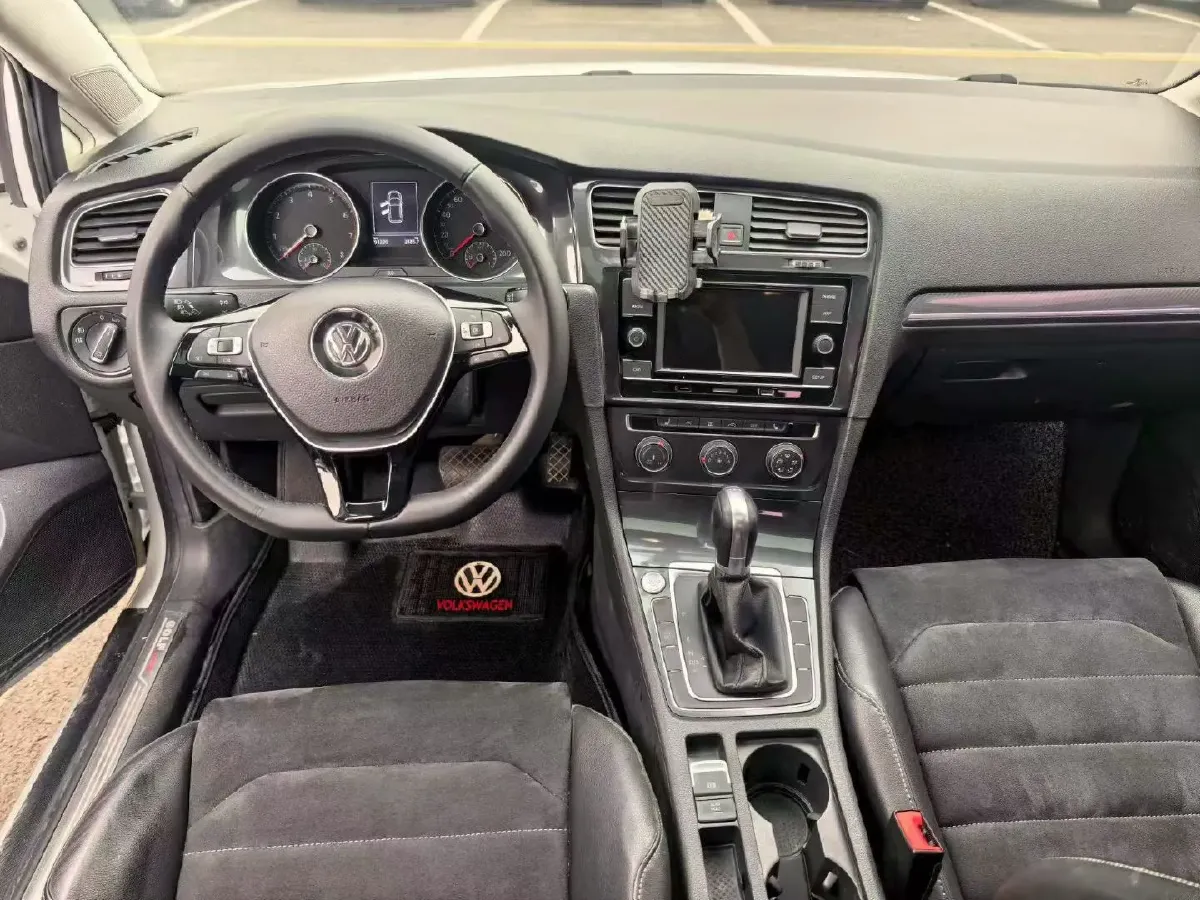 2018 Volkswagen Golf 1.4T 131HP L4 7DCT,autocango,china used car exporter,china ev exporter,chinese used car exporter,chinese used ev exporter