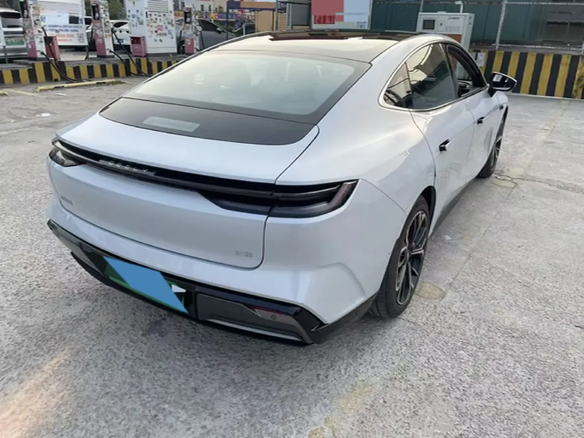 2025 Geely Galaxy E8 BEV,autocango,china used car exporter,china ev exporter,chinese used car exporter,chinese used ev exporter