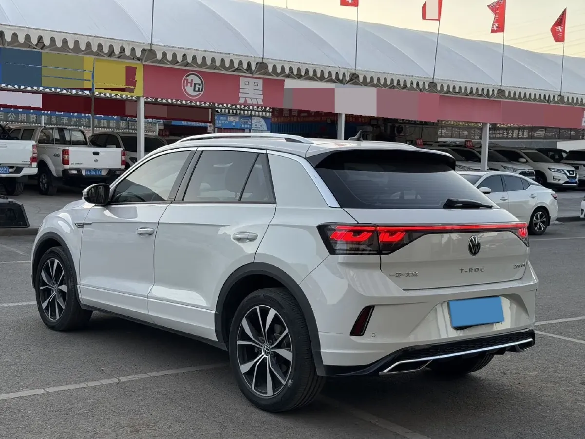 2023 Volkswagen T-Roc 1.5T 160HP L4 7DCT,autocango,china used car exporter,china ev exporter,chinese used car exporter,chinese used ev exporter