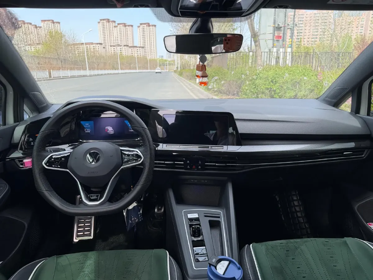 2023 Volkswagen Golf 1.4T 150HP L4 7DCT,autocango,china used car exporter,china ev exporter,chinese used car exporter,chinese used ev exporter