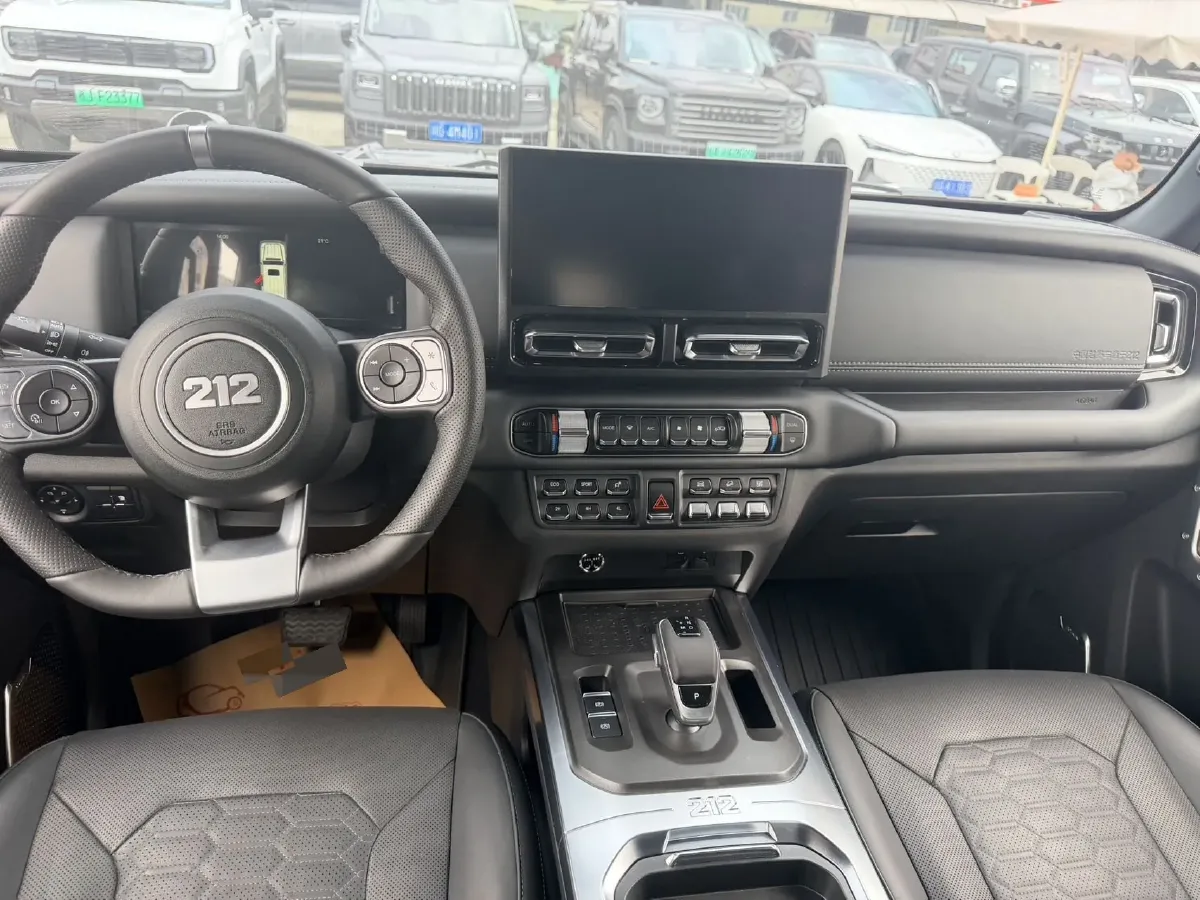 2024 212 212 T01 2.0T 252HP L4 8AT,autocango,china used car exporter,china ev exporter,chinese used car exporter,chinese used ev exporter