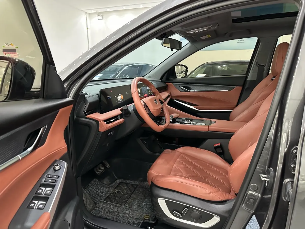 2023 ChangAn CS75 Plus 1.5T 188HP L4 8AT,autocango,china used car exporter,china ev exporter,chinese used car exporter,chinese used ev exporter