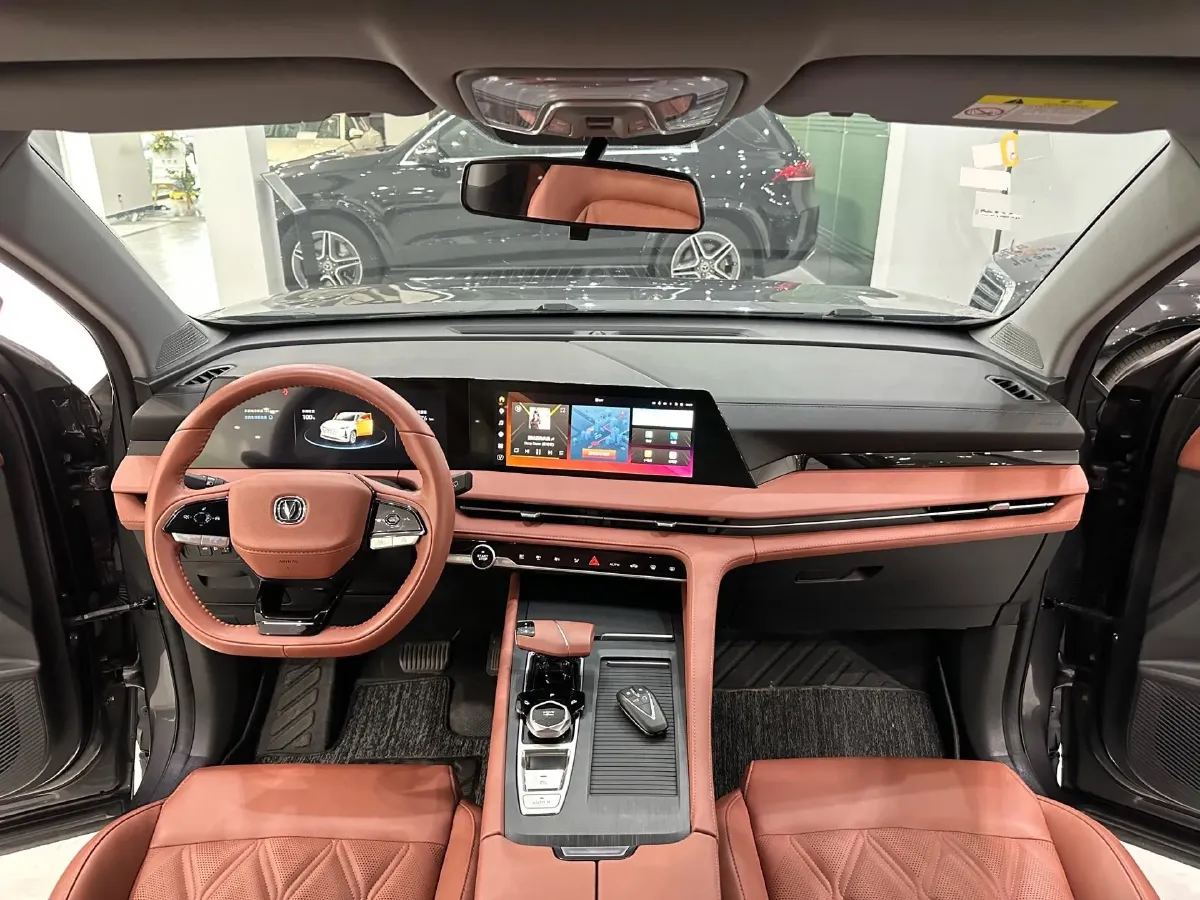 2023 ChangAn CS75 Plus 1.5T 188HP L4 8AT,autocango,china used car exporter,china ev exporter,chinese used car exporter,chinese used ev exporter