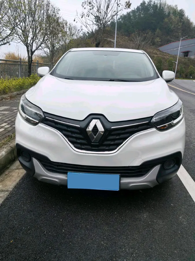 2017 Renault Kadjar 2.0L 150HP L4 CVT,autocango,china used car exporter,china ev exporter,chinese used car exporter,chinese used ev exporter