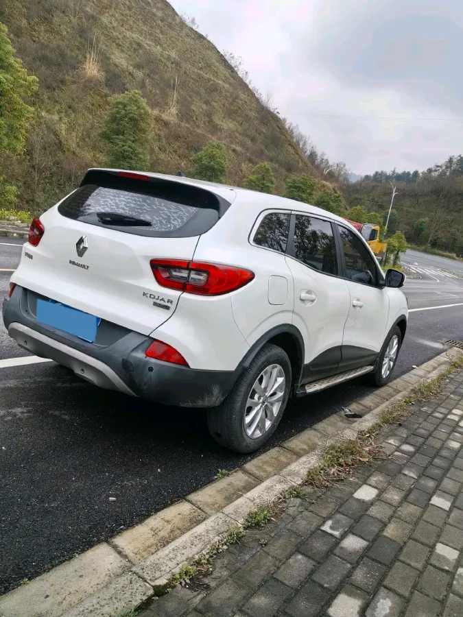 2017 Renault Kadjar 2.0L 150HP L4 CVT,autocango,china used car exporter,china ev exporter,chinese used car exporter,chinese used ev exporter