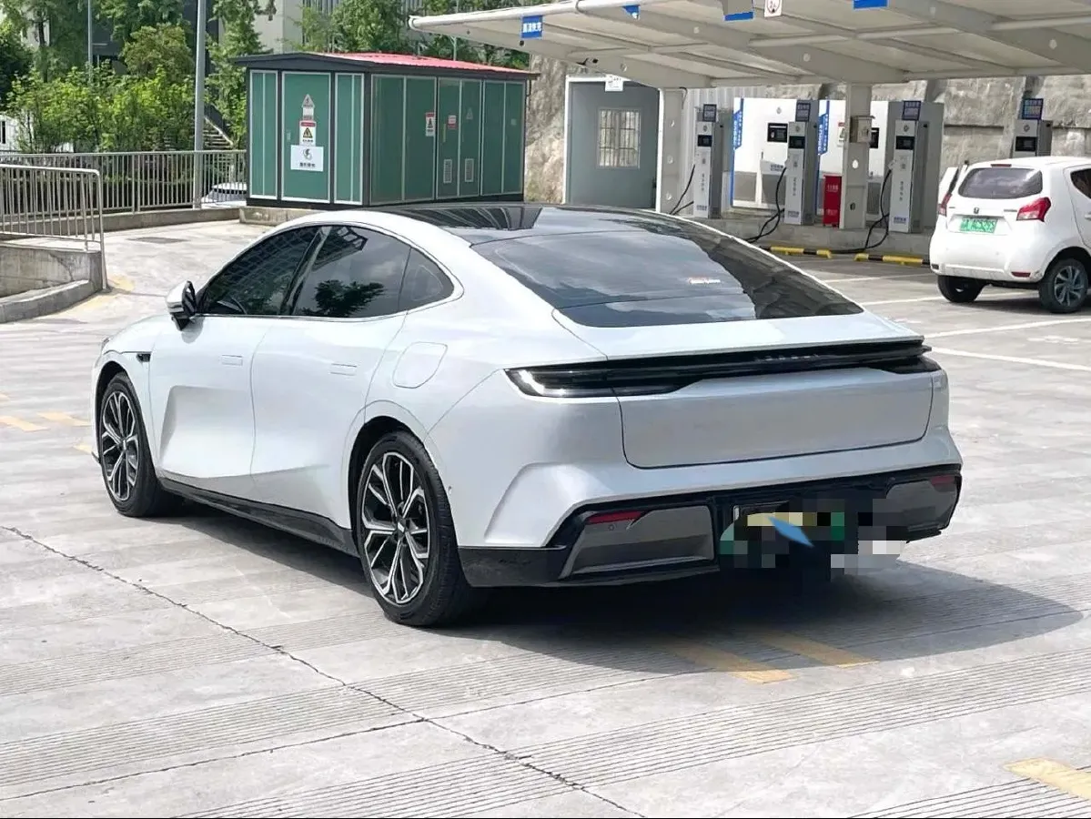 2025 Geely Galaxy E8 BEV,autocango,china used car exporter,china ev exporter,chinese used car exporter,chinese used ev exporter