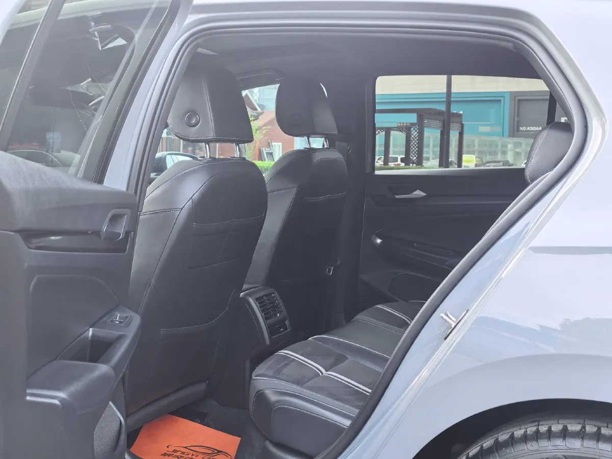 2021 Volkswagen Golf 1.4T 150HP L4 7DCT,autocango,china used car exporter,china ev exporter,chinese used car exporter,chinese used ev exporter