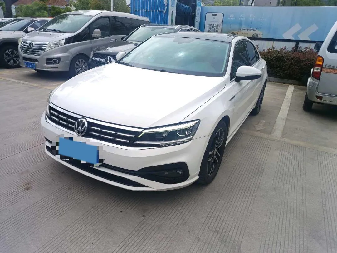 2019 Volkswagen Passat 1.4T 150HP L4 7DCT