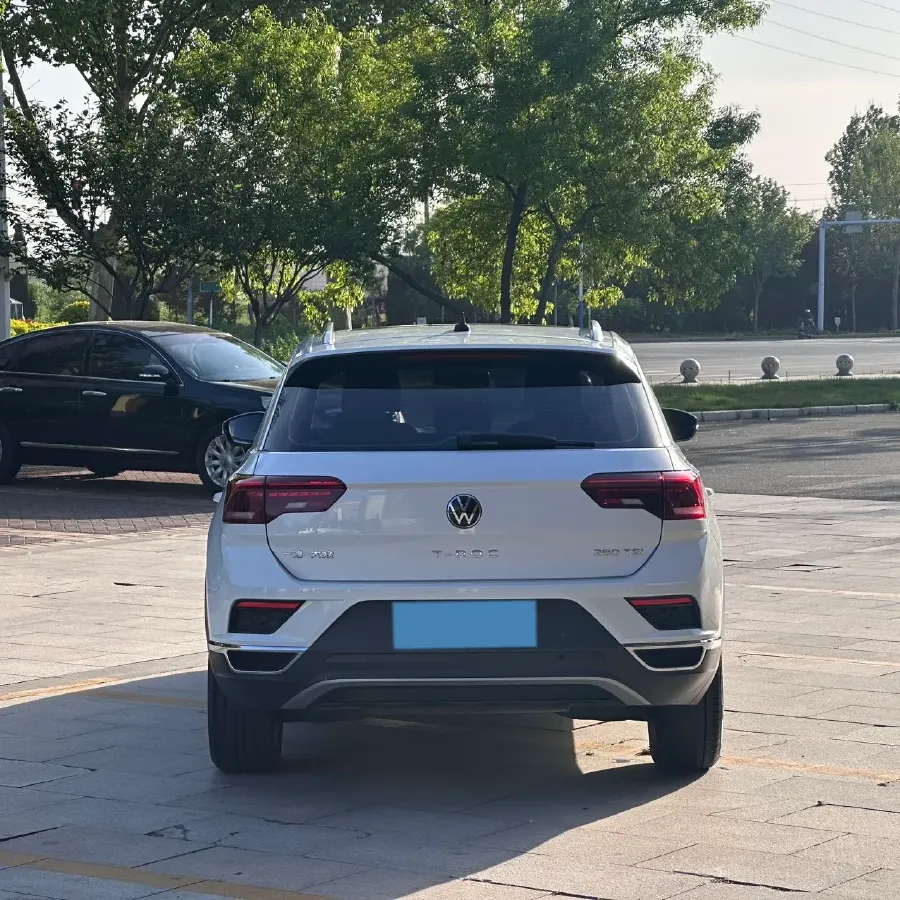 2021 Volkswagen T-Roc 1.4T 150HP L4 7DCT,autocango,china used car exporter,china ev exporter,chinese used car exporter,chinese used ev exporter