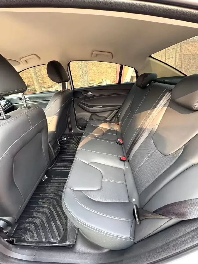 2024 Chery Arrizo 5 1.5L 120HP L4 5MT,autocango,china used car exporter,china ev exporter,chinese used car exporter,chinese used ev exporter