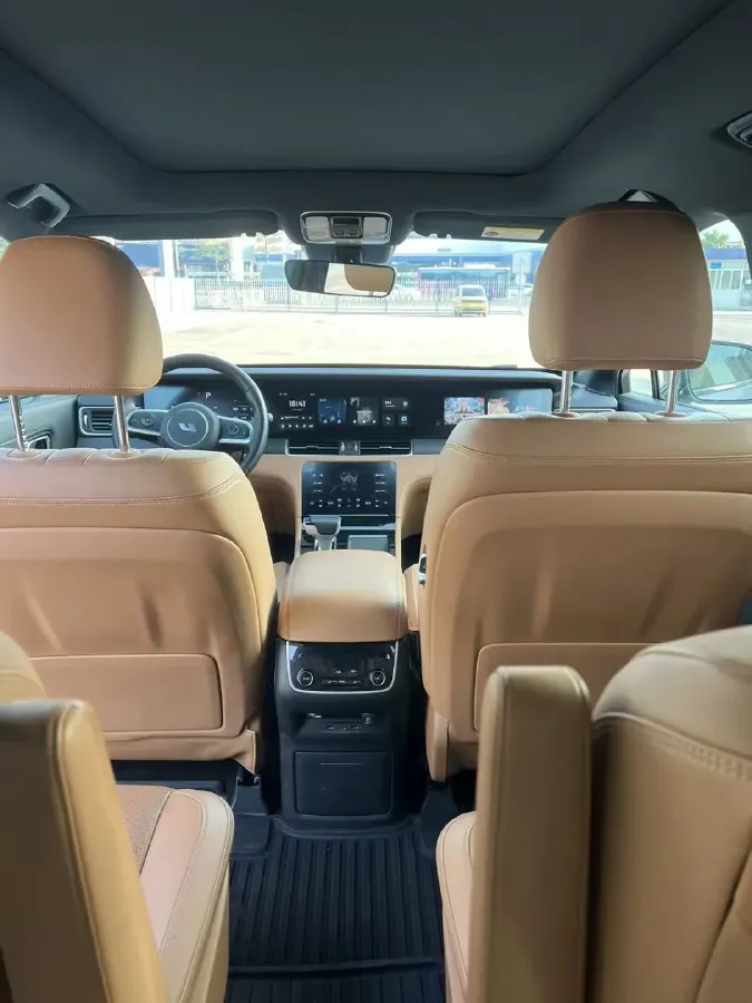 2020 Li ONE Range Extended 131HP REEV 40.5KWH,autocango,china used car exporter,china ev exporter,chinese used car exporter,chinese used ev exporter