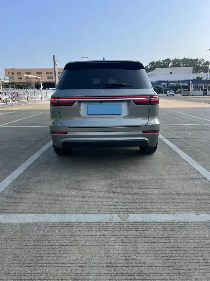 2020 Li ONE Range Extended 131HP REEV 40.5KWH,autocango,china used car exporter,china ev exporter,chinese used car exporter,chinese used ev exporter