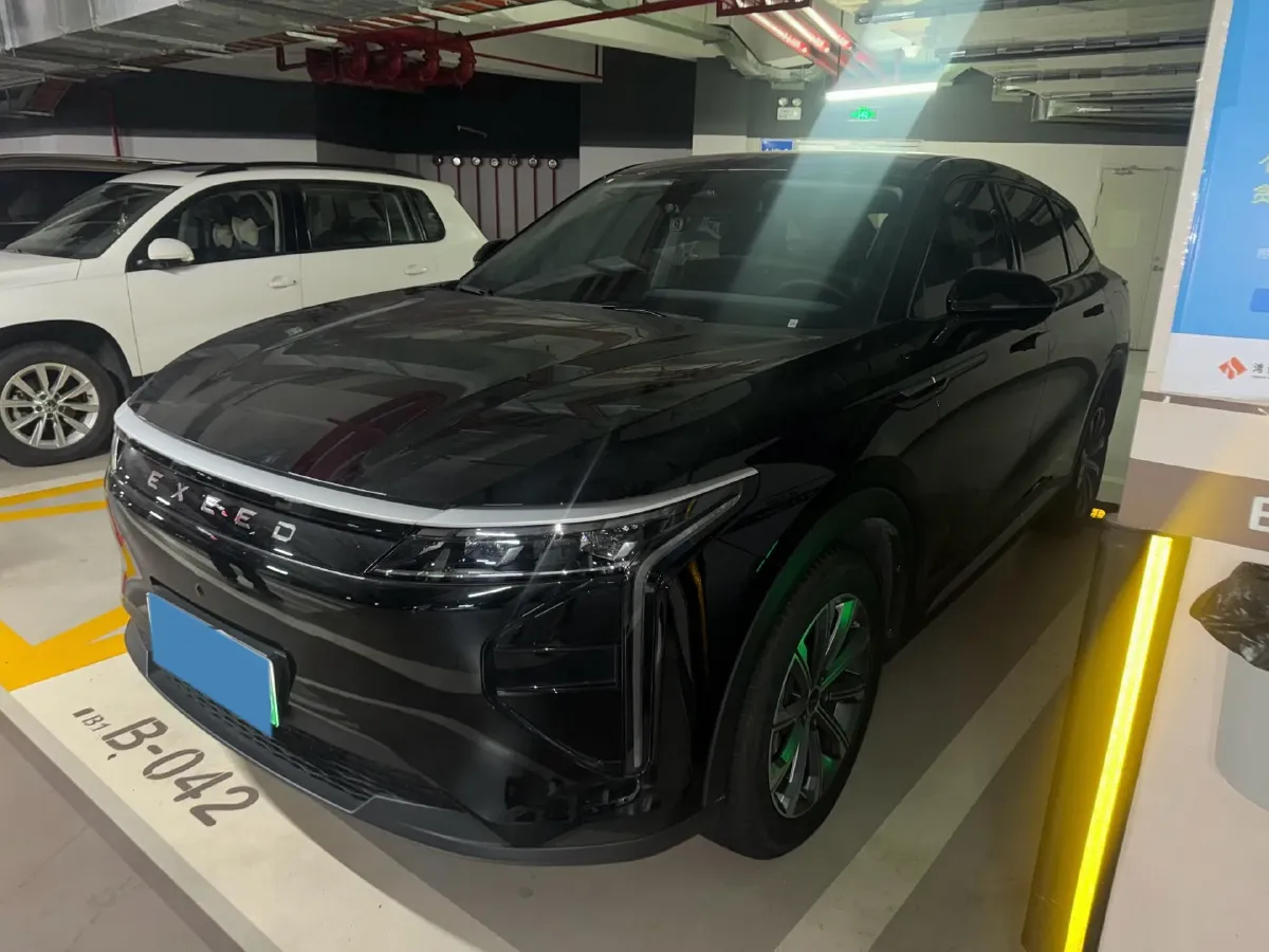 2025 Exceed RX C-DM 1.5T 156HP L4 3DHT PHEV 18.67KWH,autocango,china used car exporter,china ev exporter,chinese used car exporter,chinese used ev exporter