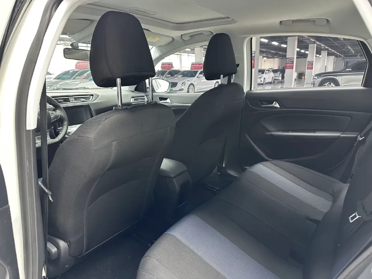 2018 Peugeot 308 1.6L 117HP L4 6AT,autocango,china used car exporter,china ev exporter,chinese used car exporter,chinese used ev exporter