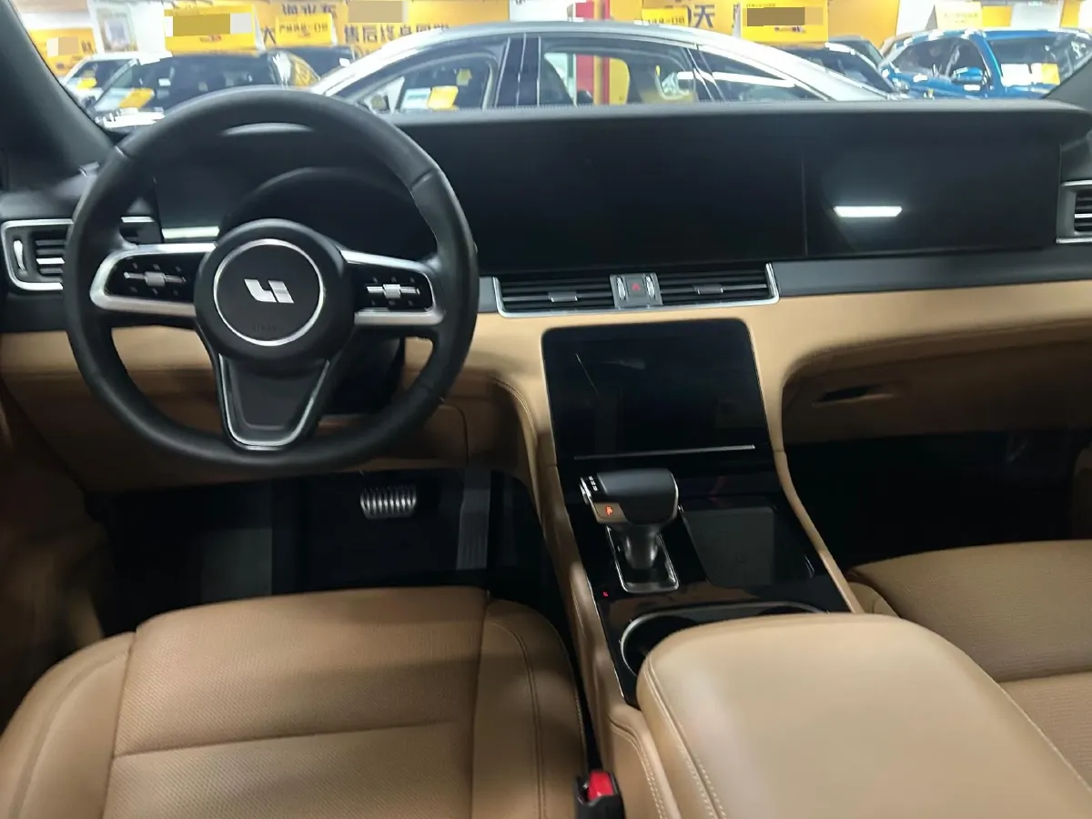 2021 Li ONE Range Extended 131HP REEV 40.5KWH,autocango,china used car exporter,china ev exporter,chinese used car exporter,chinese used ev exporter