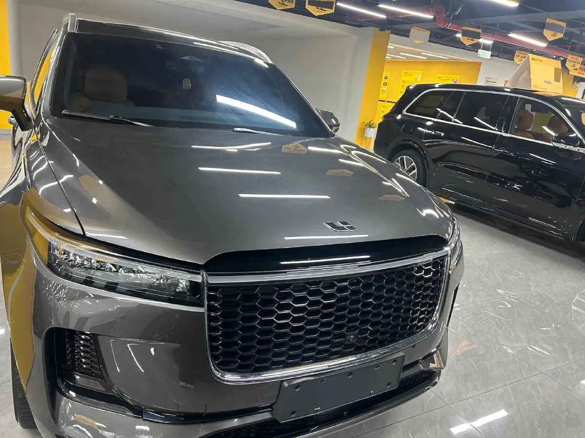 2021 Li ONE Range Extended 131HP REEV 40.5KWH,autocango,china used car exporter,china ev exporter,chinese used car exporter,chinese used ev exporter