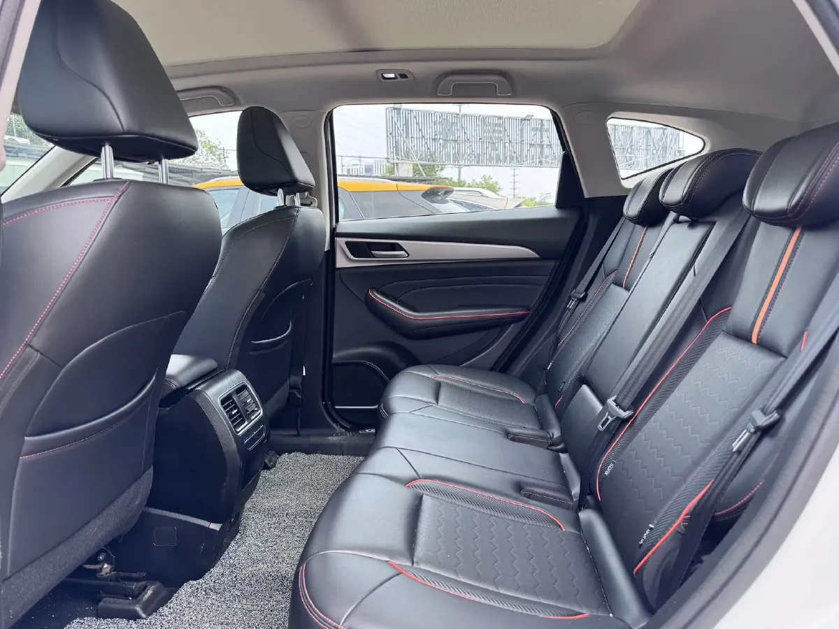 2021 Haval F7 2.0T 224HP L4 7DCT,autocango,china used car exporter,china ev exporter,chinese used car exporter,chinese used ev exporter