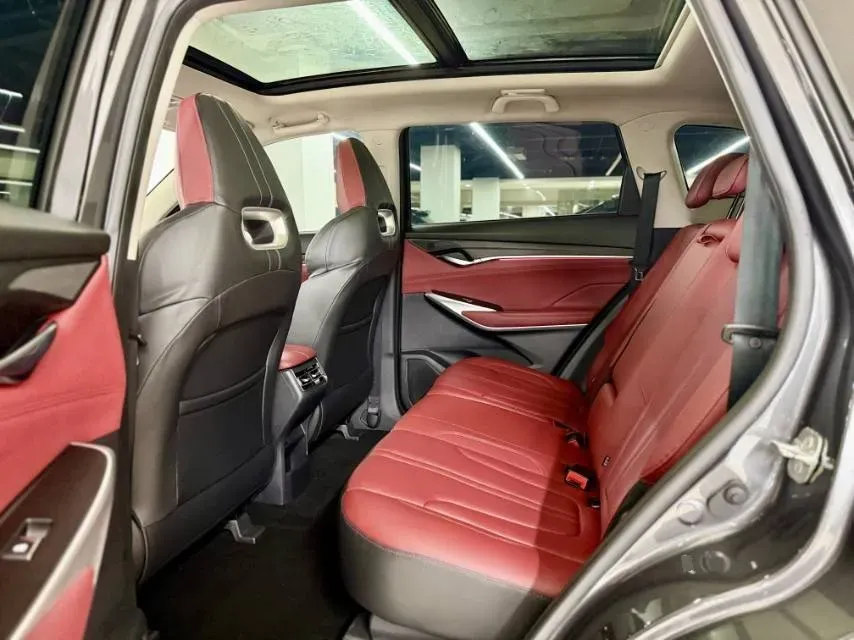 2020 ChangAn CS75 Plus 2.0T 233HP L4 8AT,autocango,china used car exporter,china ev exporter,chinese used car exporter,chinese used ev exporter