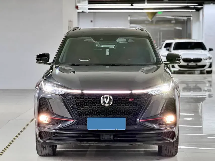 2020 ChangAn CS75 Plus 2.0T 233HP L4 8AT,autocango,china used car exporter,china ev exporter,chinese used car exporter,chinese used ev exporter