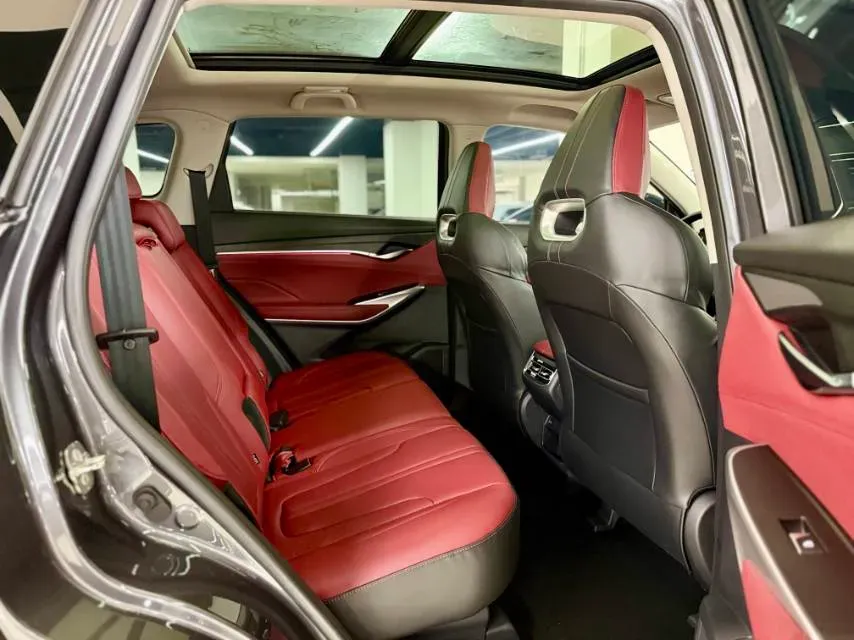 2020 ChangAn CS75 Plus 2.0T 233HP L4 8AT,autocango,china used car exporter,china ev exporter,chinese used car exporter,chinese used ev exporter