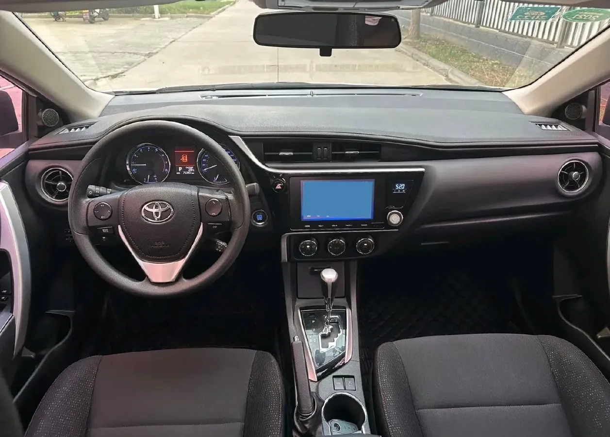 2017 Toyota Corolla 1.2T 116HP L4 CVT,autocango,china used car exporter,china ev exporter,chinese used car exporter,chinese used ev exporter