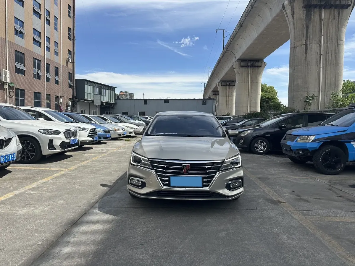 2019 Roewe i5 1.5L 120HP L4 CVT,autocango,china used car exporter,china ev exporter,chinese used car exporter,chinese used ev exporter