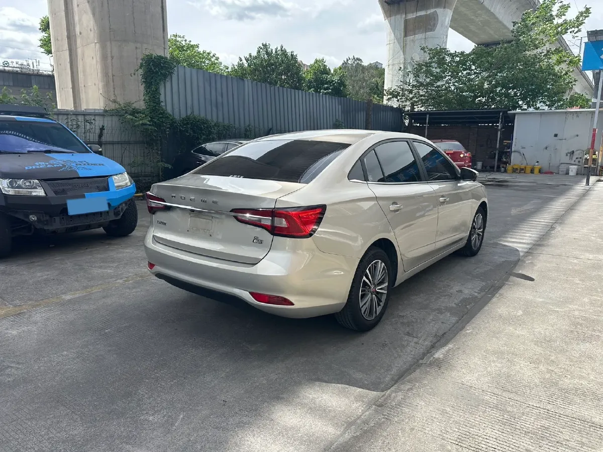 2019 Roewe i5 1.5L 120HP L4 CVT,autocango,china used car exporter,china ev exporter,chinese used car exporter,chinese used ev exporter