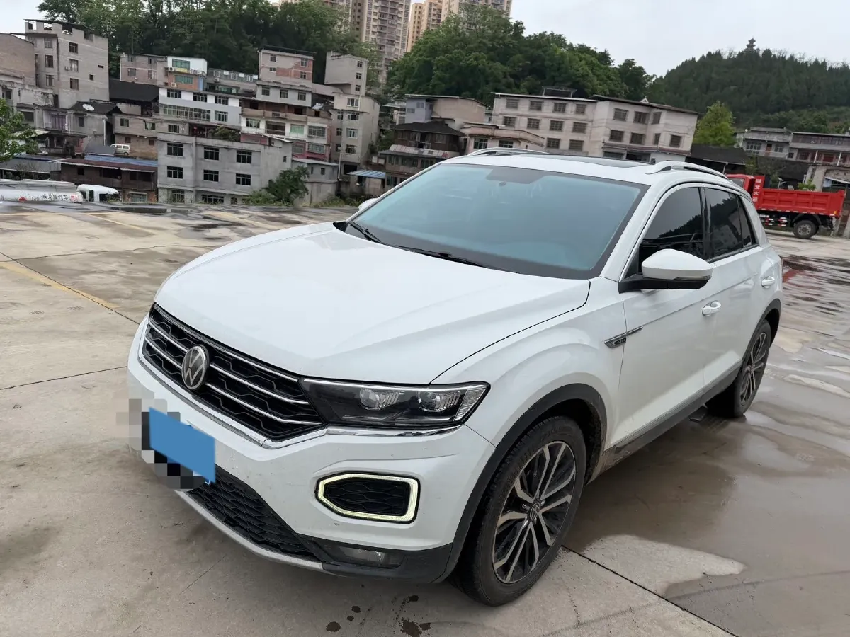 2021 Volkswagen T-Roc 1.4T 150HP L4 7DCT,autocango,china used car exporter,china ev exporter,chinese used car exporter,chinese used ev exporter