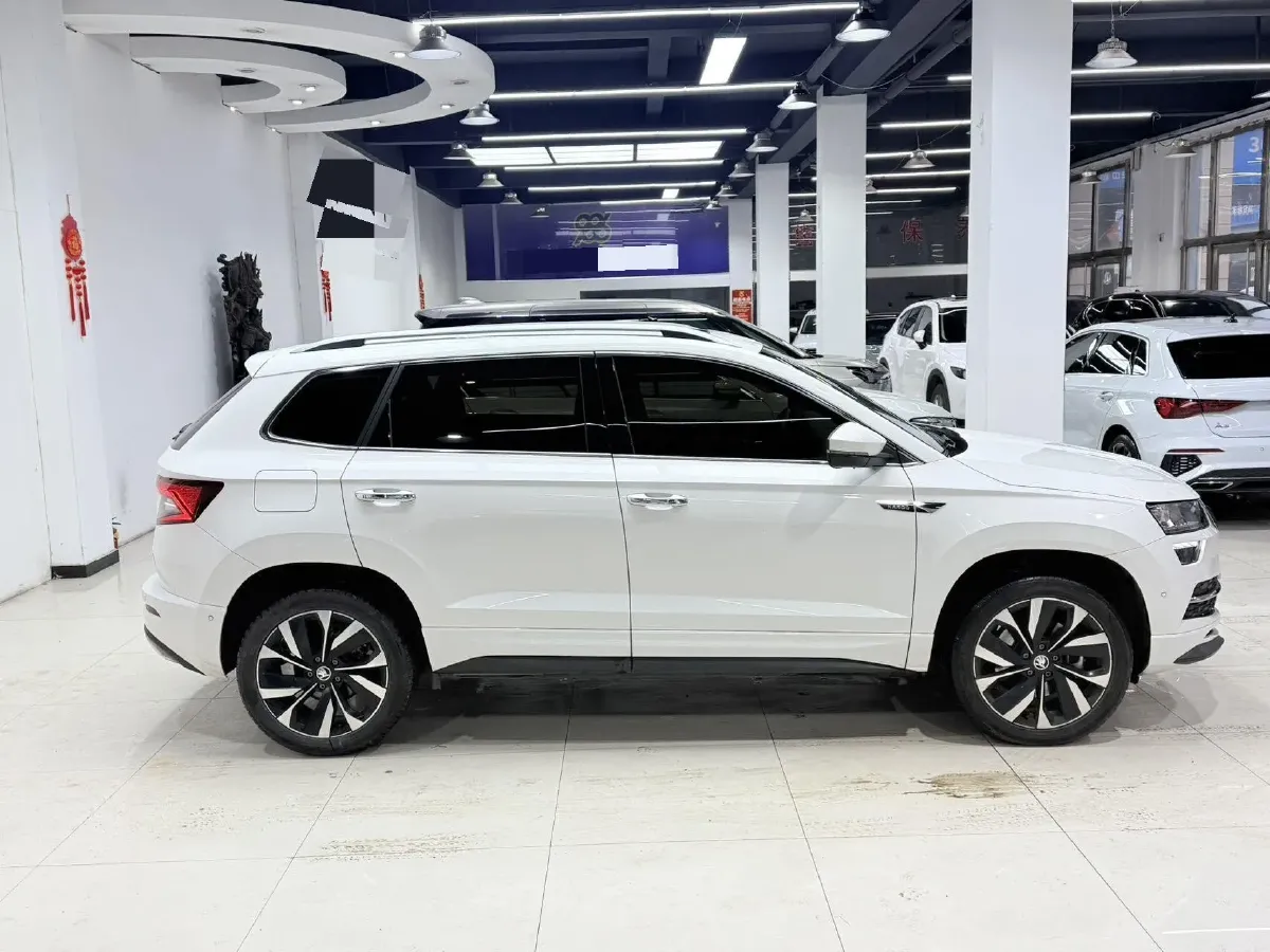 2022 Skoda Karoq 1.4T 150HP L4 7DCT,autocango,china used car exporter,china ev exporter,chinese used car exporter,chinese used ev exporter