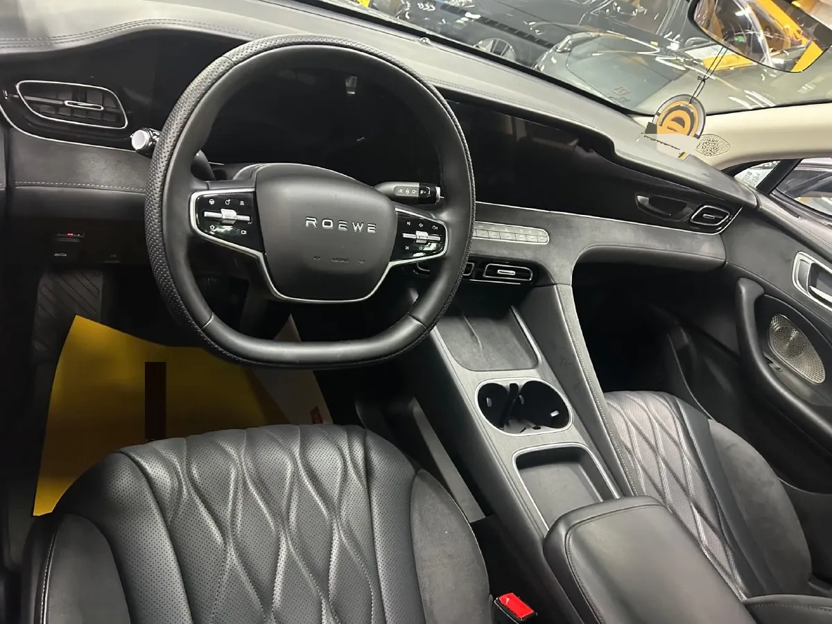 2023 Roewe D7 1.5L 112HP L4 1DHT PHEV 21.4KWH,autocango,china used car exporter,china ev exporter,chinese used car exporter,chinese used ev exporter