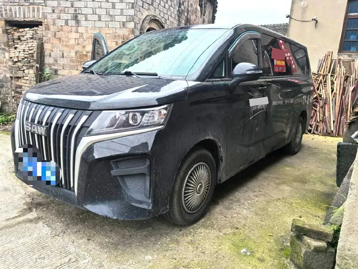 2023 BAW RuiSheng Trump M7 1.6L 124HP L4 5MT,autocango,china used car exporter,china ev exporter,chinese used car exporter,chinese used ev exporter