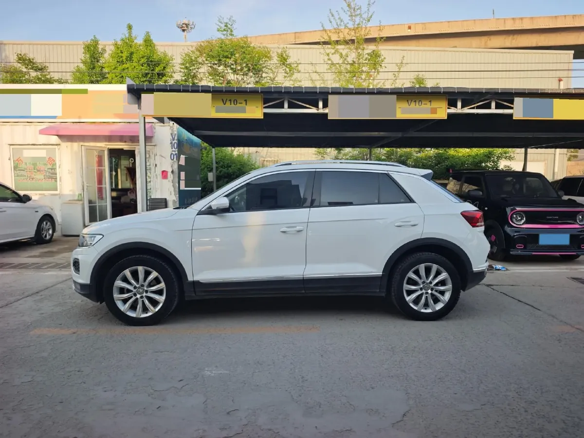 2019 Volkswagen T-Roc 1.4T 131HP L4 7DCT,autocango,china used car exporter,china ev exporter,chinese used car exporter,chinese used ev exporter