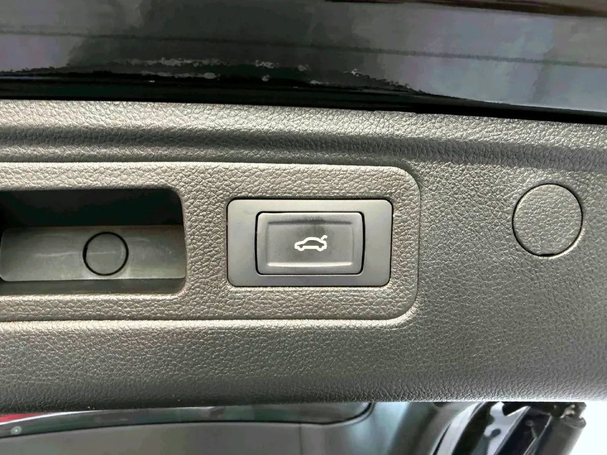 2024 Jetour X90 Plus 1.6T 197HP L4 7DCT,autocango,china used car exporter,china ev exporter,chinese used car exporter,chinese used ev exporter