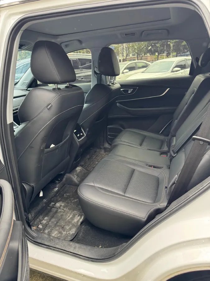 2024 Chery Tiggo 8 1.5T 156HP L4 6DCT,autocango,china used car exporter,china ev exporter,chinese used car exporter,chinese used ev exporter